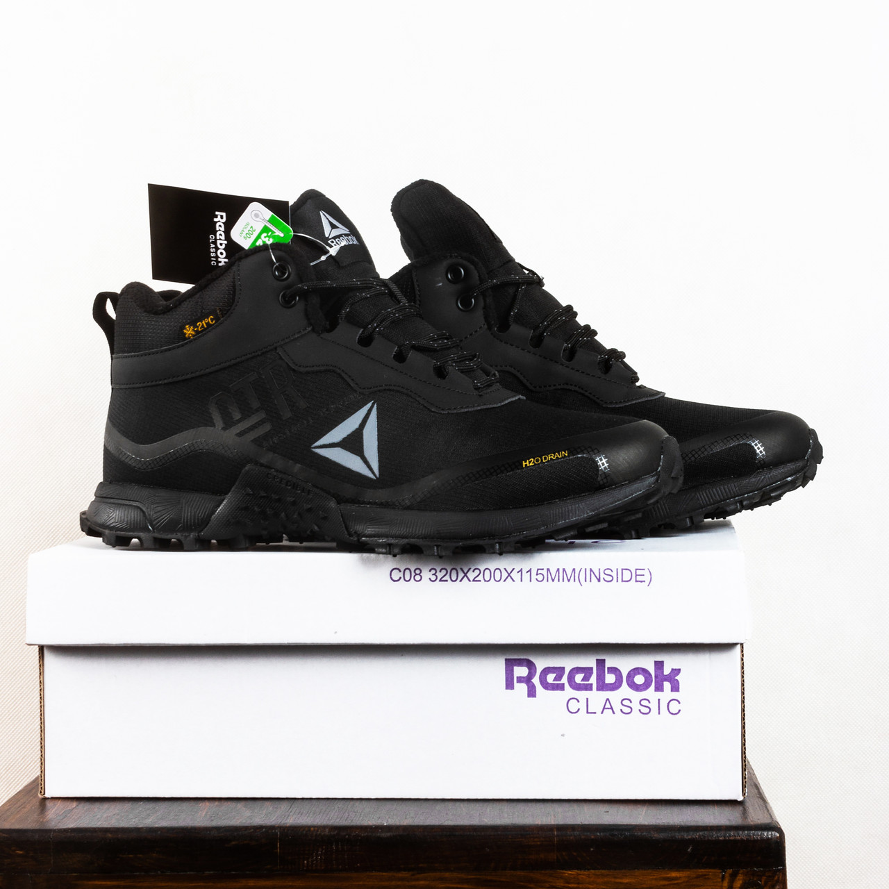 SALE Зимние ботинки Reebok All Terrain черные на меху - фото 1 - id-p2043847803