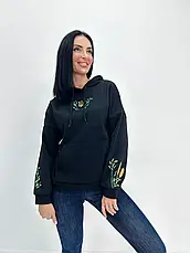 "Тепла вишиванка" жіноча кофта на флісі з патріотичним принтом чорна, фото 4