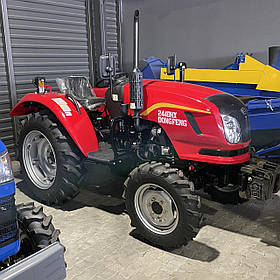 Трактор DongFeng 244 DHX червоний