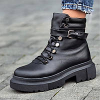 Только 37р, 38р и 40р! Ботинки женские кожаные зимние черные на тракторной подошве модные (Код: 2020)