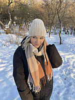 Комплект зимовий,шарф та шапка вʼязана , шарф приємний та обʼємний + шапка з флісом