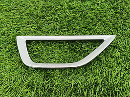 Накладка ручки внутрішньої Subaru Forester SK 2.5 2020 перед. (б/у)