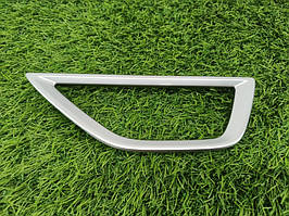 Накладка ручки внутрішньої Subaru Forester SK 2.5 2020 перед.прав. (б/у)