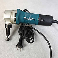 Строительные электроножницы Б/У Makita JN1601