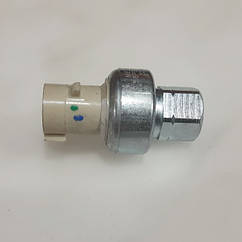 Датчик тиску кондиціонера на техніку JCB