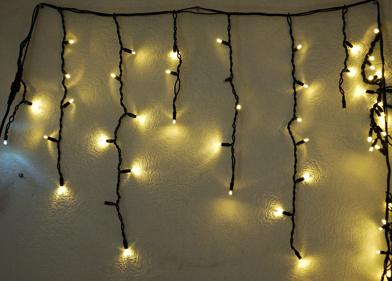 Вулична гірлянда Бахрома 3 метри 100 LED ламп, герметична IP65 тепла, фото 1