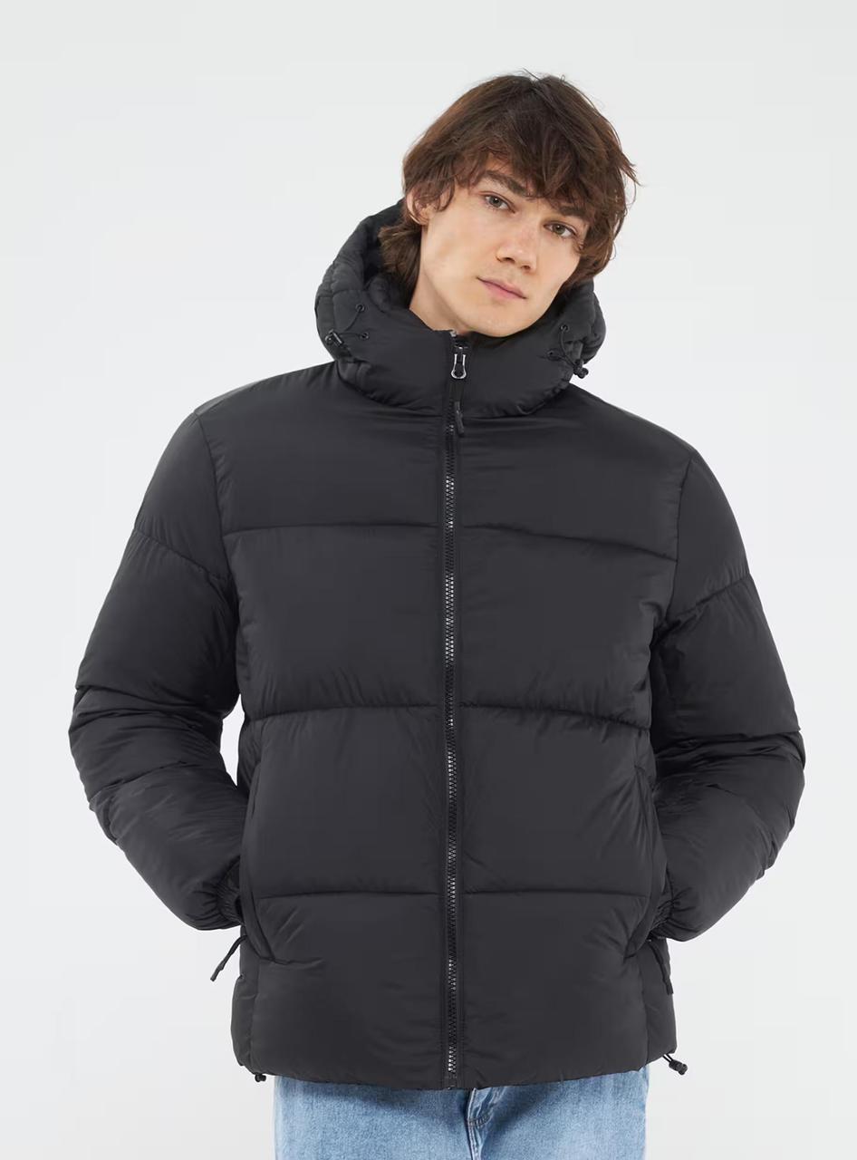 Чоловіча куртка зимова чорна бренд Svik-Men