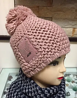 Красивая женская вязанная шерстяная шапка Petra Kamea. розовый