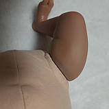 Реалістична лялька Реборн (Reborn) 60 см смугле маля хлопчик, як жива справжня дитина, пупс з м'яким тілом і відкритими очима, фото 6