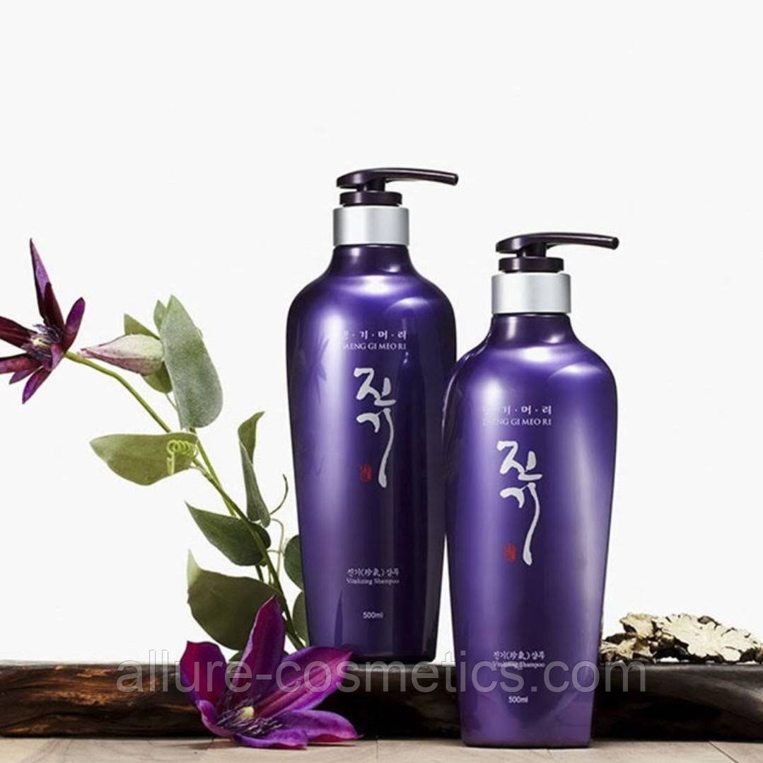Регенеруючий шампунь Daeng Gi Meo Ri Vitalizing Shampoo 300ml