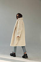 Шуба жіноча тепла з еко хутра застібається на гачки та дві бічні кишені Gvk2150, фото 5