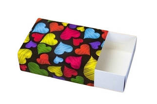Коробка для 115*155*50 для 12 макаронс Різнокольорові серця (Упаковка 3 шт)