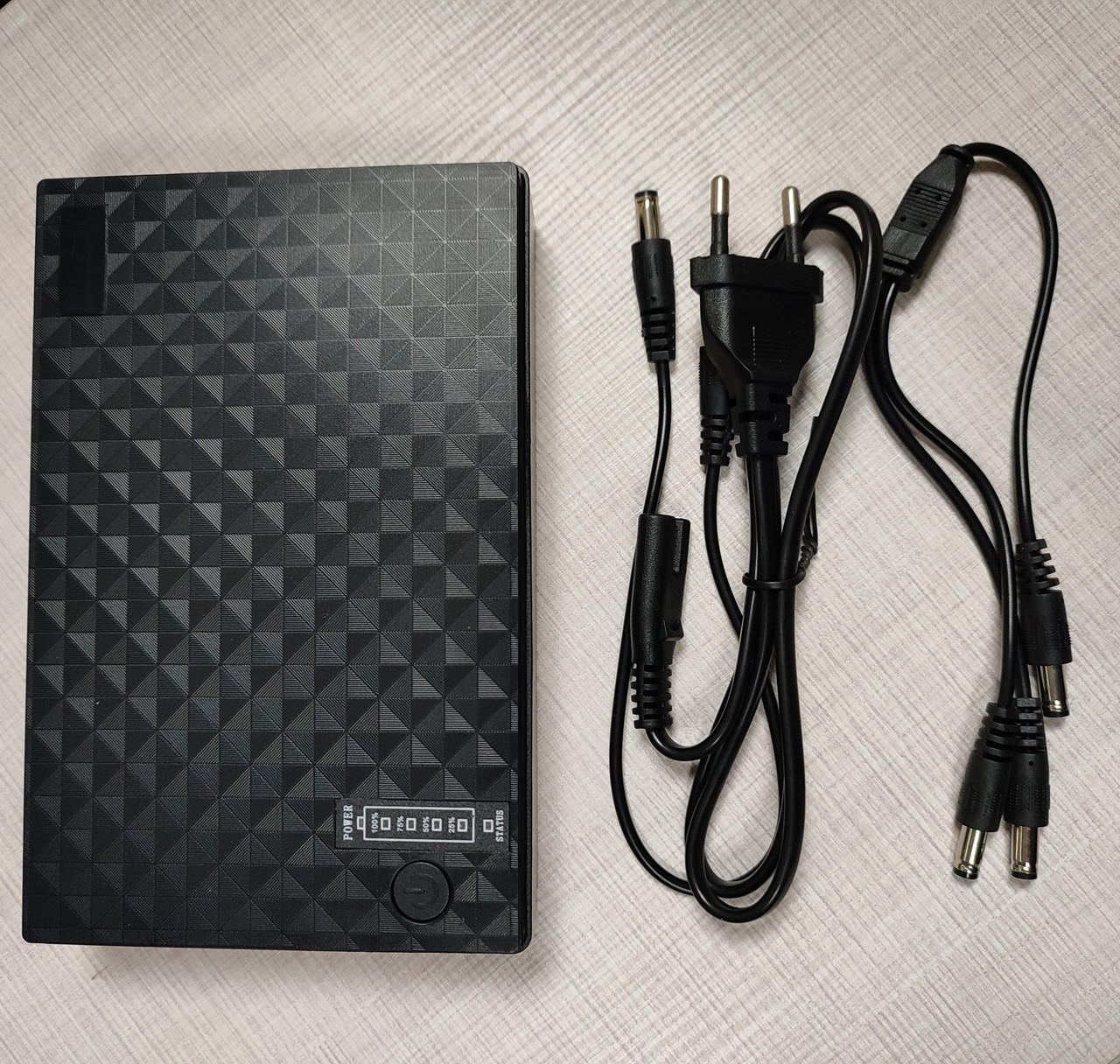 ДБЖ powerbank роутера 8800 мАч 5В + 9В + 12В
