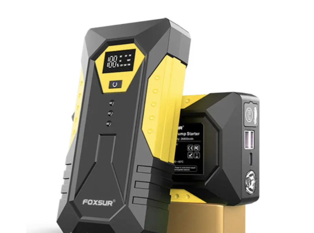 Пусковий пристрій Foxsur FJS-600 12 V, Бустер для автомобіля (26800 mAh, 800A) Jump Starter 12В