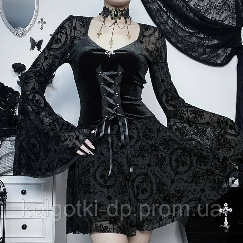 Готическое платье мини на шнуровке лентой с широкими рукавами, гипюр бархат, Черное Size L (факт.M) - фото 2 - id-p2045235268