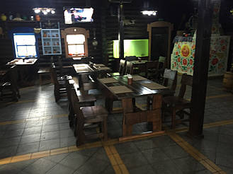 Деревянная мебель в интерьере ресторана "ХАТА GRILL" по трассе Киев-Житомир 3