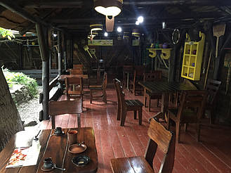 Деревянная мебель в интерьере ресторана "ХАТА GRILL" по трассе Киев-Житомир 11