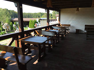 Деревянная мебель в интерьере ресторана-готеля "Джерело" 1