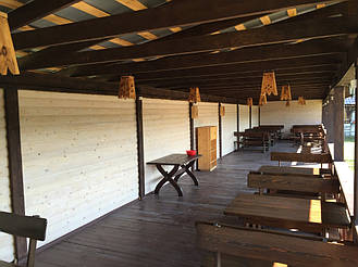 Деревянная мебель в интерьере ресторана-готеля "Джерело" 4