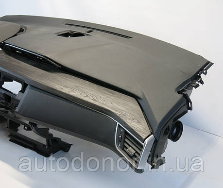 Панель приладів передня (торпедо) верхня накладка Honda FCX Clarity (17-) 77100-TRT-A00ZA, фото 2