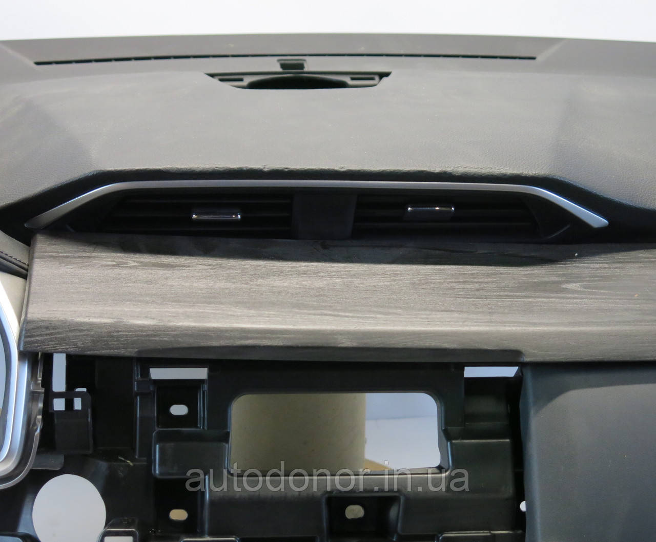 Панель приладів передня (торпедо) повітропровід центр Honda FCX Clarity (17-) 77104-TRV-A01ZA