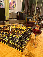 Элитные шахматы нарды ручной работы оформлены уникальной резьбой 60*30*9 см