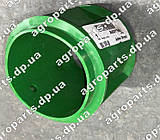 Кришка A60794 John Deere COVER, SPRING CLUTCH запаснві частини А60794 втулка