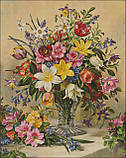 (Електронна)Схема для вишивання хрестиком або петитом:"Букет квітів у кришталевій вазі.", фото 2