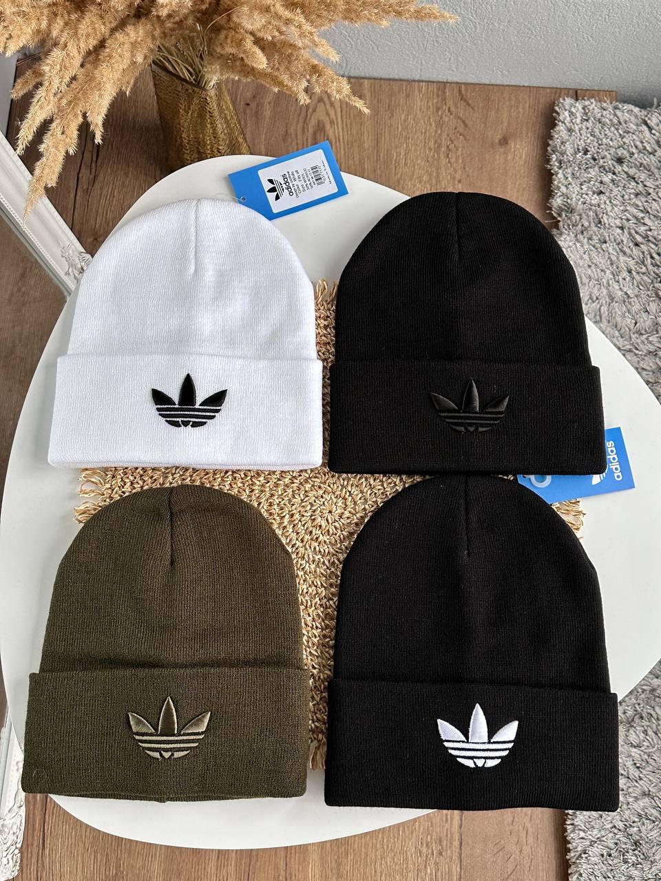 Шапка базова унісекс лопата з нашивкою АДІДАС ЛОТОС однотонна подвійна з відворотом (oversize), Мікс кольорів, фото 1