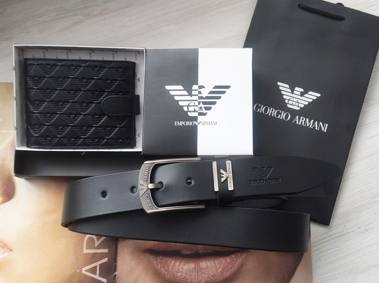 Чоловічий шкіряний подарунковий набір Armani ремінь і гаманець чорні