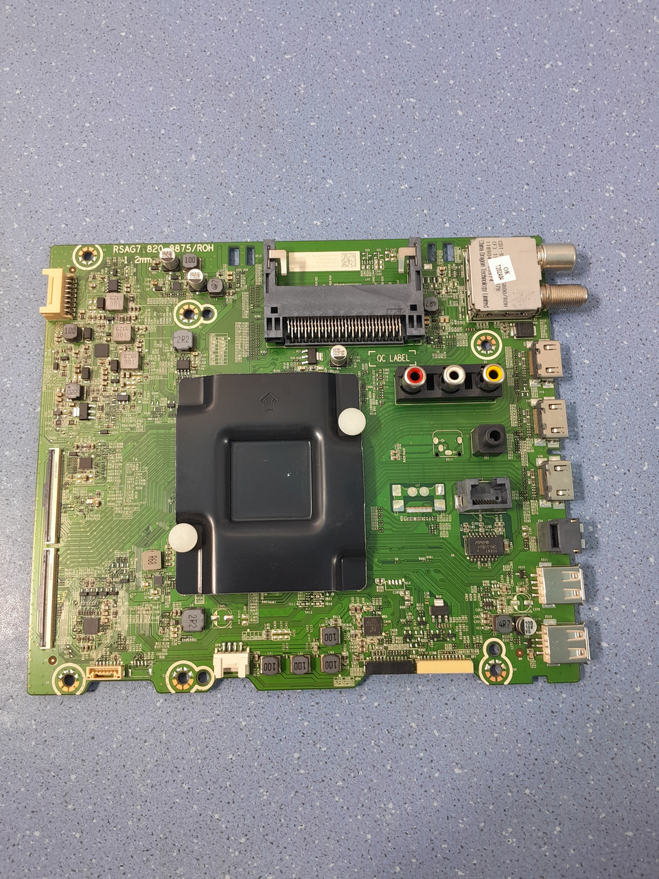 Плата керування для телевізора Hisense H43A7500 RSAG7.820.8875