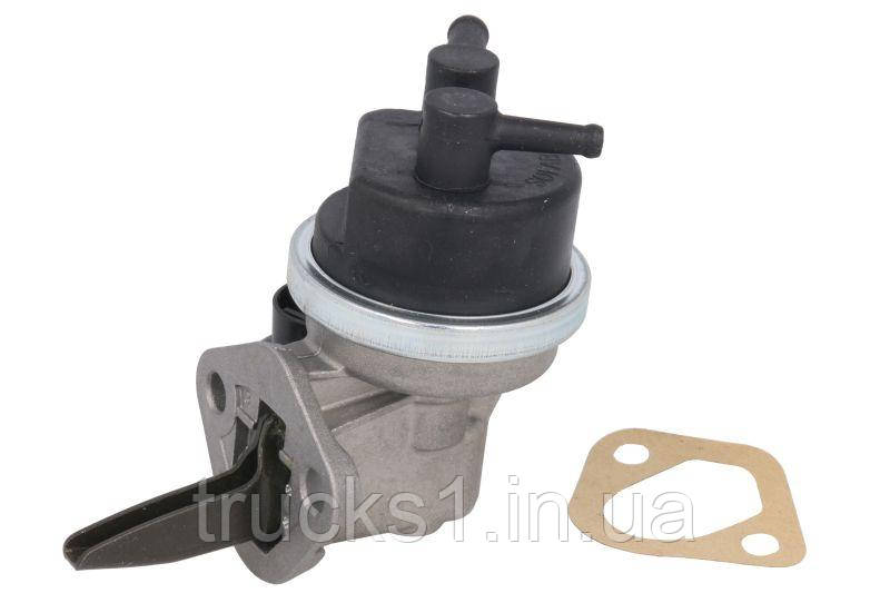 Механічний паливний насос VOLVO 240, 340-360, 740 B19A-B230K 247075 (VALEO)