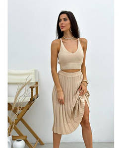 Топи жіночі