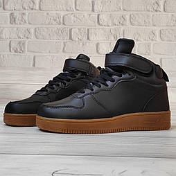 Чоловічі високі теплі зимові чорні кросівки у 42 і 43 розмірі
