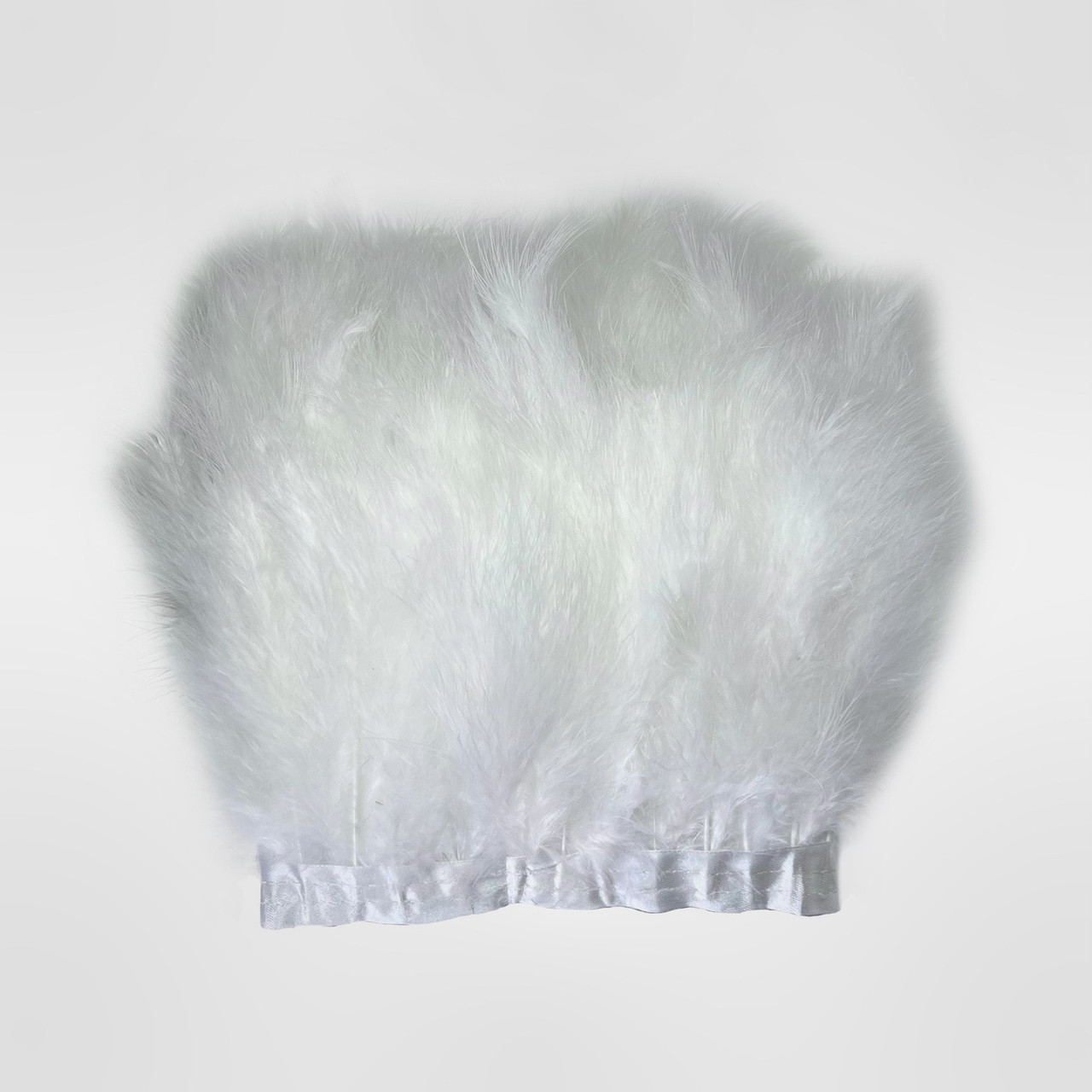 Пір'яна тасьма з пір'я лебедя. Колір білий. Ціна за 0,5 м