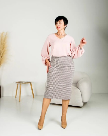 Спідниця жіноча тепла "Деліка" із трикотажної тканини бежевого кольору розміри 48, 50, 52.