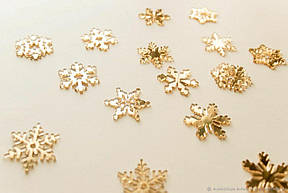 Набір дзеркальних золотих сніжинок — підвіски на ялинку, для створення гірлянди 10 штук, фото 3