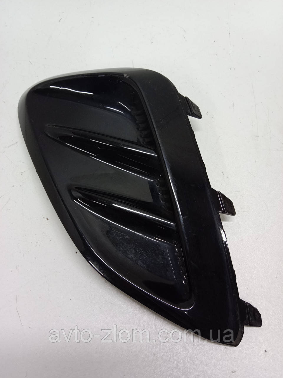 Заглушка заднього бампера Kia Ceed 3, 2018-. Права. 86628J7310., фото 1