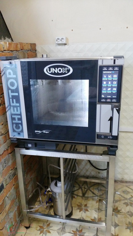 Пароконвектомат Unox XEVC0511EPR