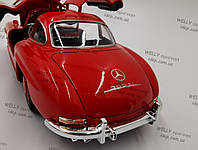 Model from Welly Mercedes Benz 300SL, 1:24 scale, червоний, вік 3+