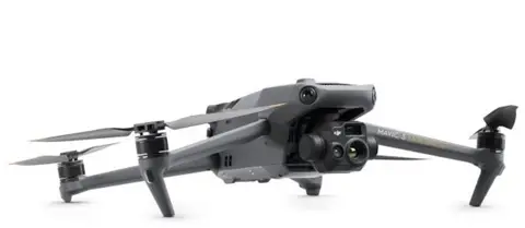 Портативный квадрокоптер DJI Mavic 3T Universal Edition (дальность полета до 30 км) дрон на радиоуправлении - фото 2 - id-p2047360865