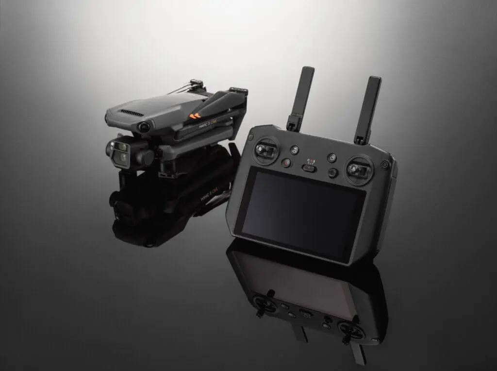 Портативный квадрокоптер DJI Mavic 3T Universal Edition (дальность полета до 30 км) дрон на радиоуправлении - фото 5 - id-p2047360865