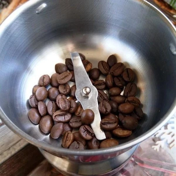 "Наслаждайтесь ароматом свежемолотого кофе" - Электрическая металлическая роторная кофемолка-измельчитель - фото 3 - id-p2047416621