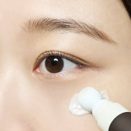 Крем під очі з бакучіолом і керамідами Skin1004 Madagascar Centella Probio-Cica Bakuchiol Eye Cream 20 ml, фото 3