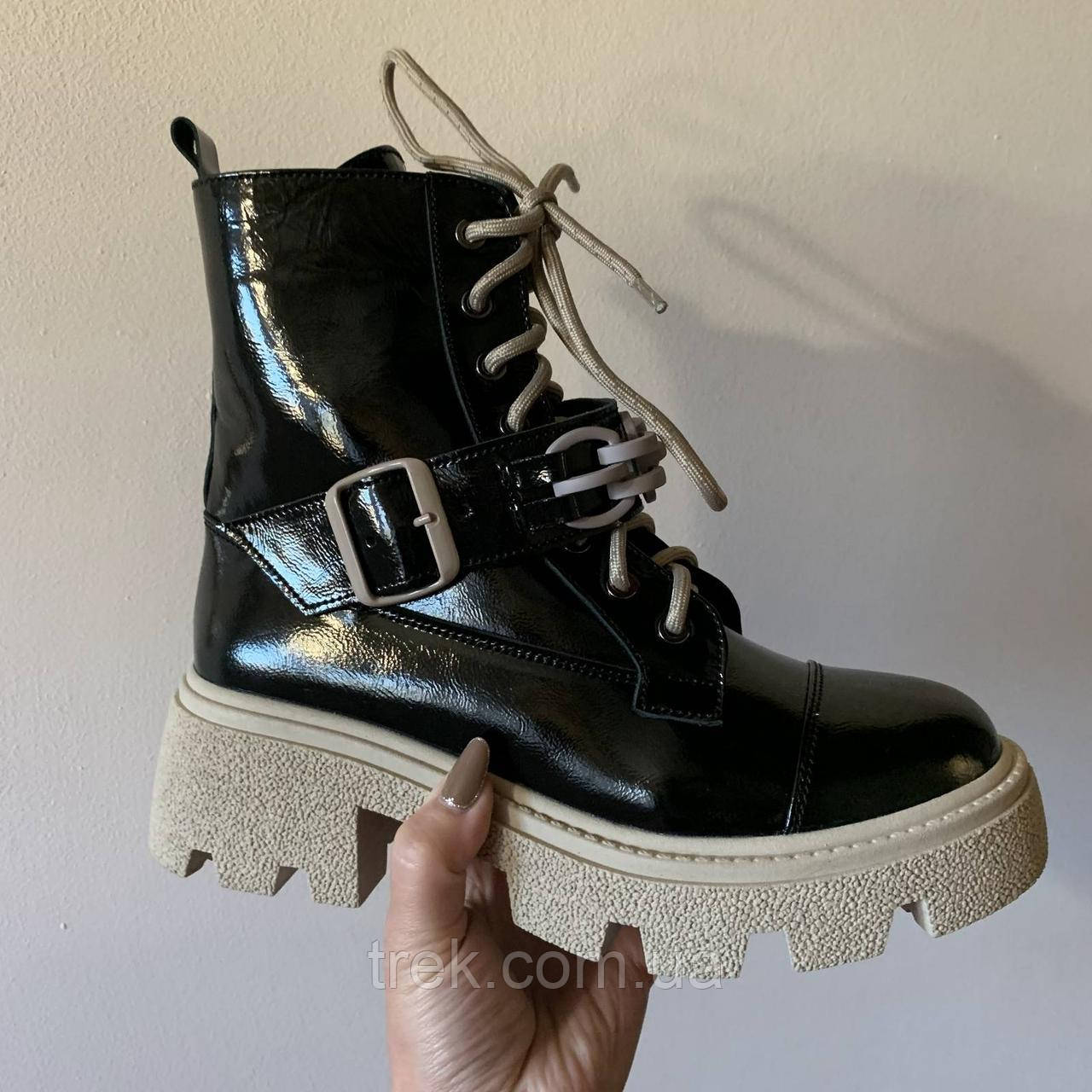 Черевики жіночі зимові шкіряні лакові чорні /22637/ 39р, фото 1