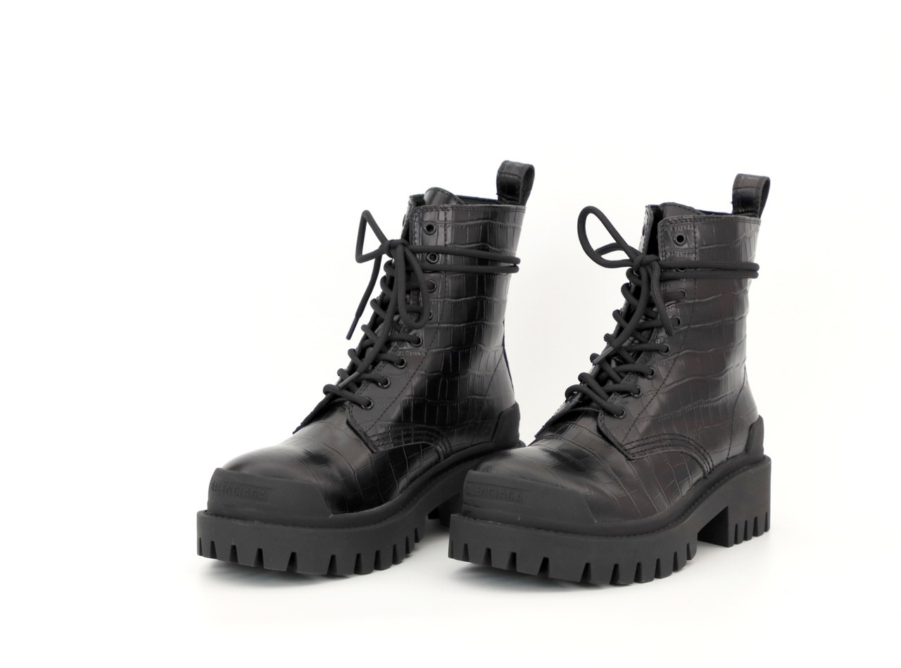 BALENCIAGA Strike