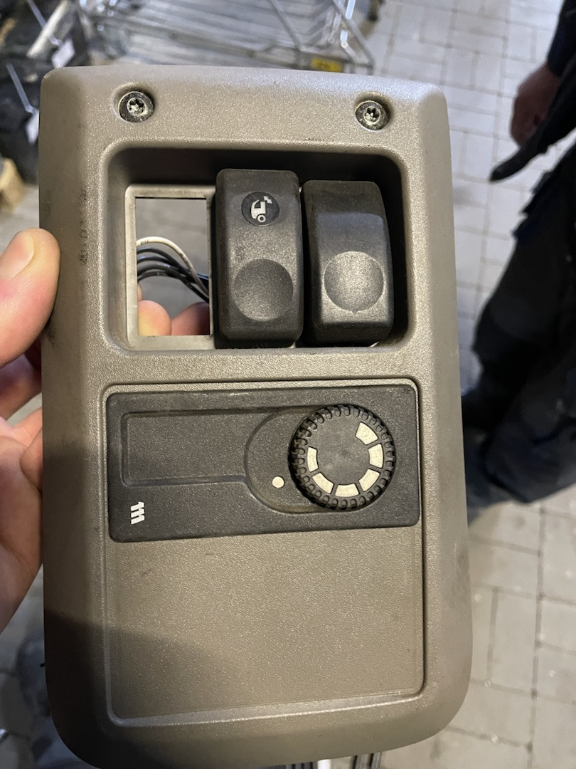 Панель автономки б/в DAF XF 105 (1933961) оригінал