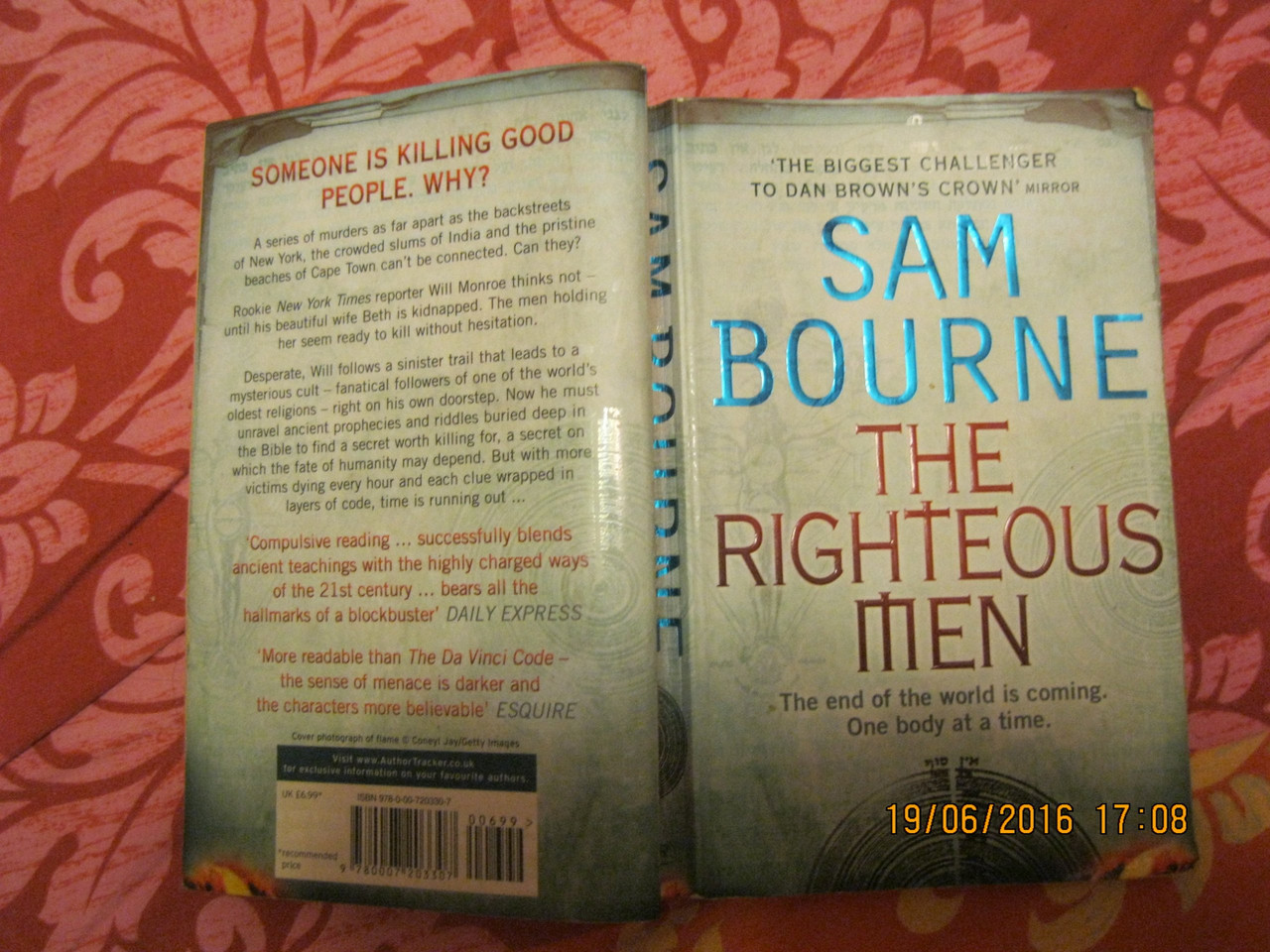 Книга The Righteous Men Sam Bourne НА АНГЛИЙСКОМ ЯЗЫКЕ роман из БРИТАНИИ 831 - фото 1 - id-p367376184