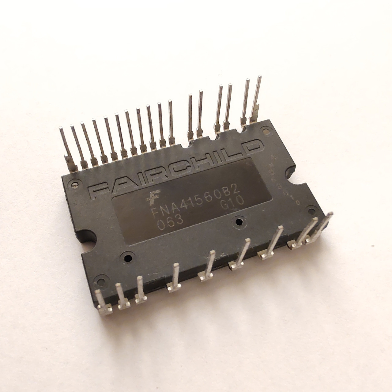 FNA41560B2 (аналог XNS15S92F6) 600 V 15 A IGBT інвертор для трифазного DC/AC перетворення