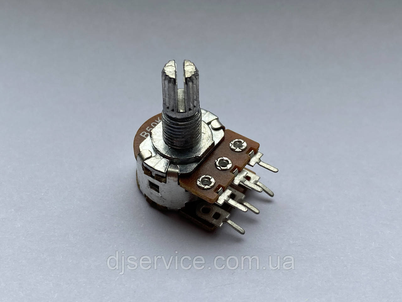 Потенціометр WH148 b50k 15mm для пульта Vestax PMC-05I